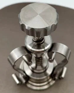 Nussknacker Metall | Handgearbeitetes Unikat - Bild 2