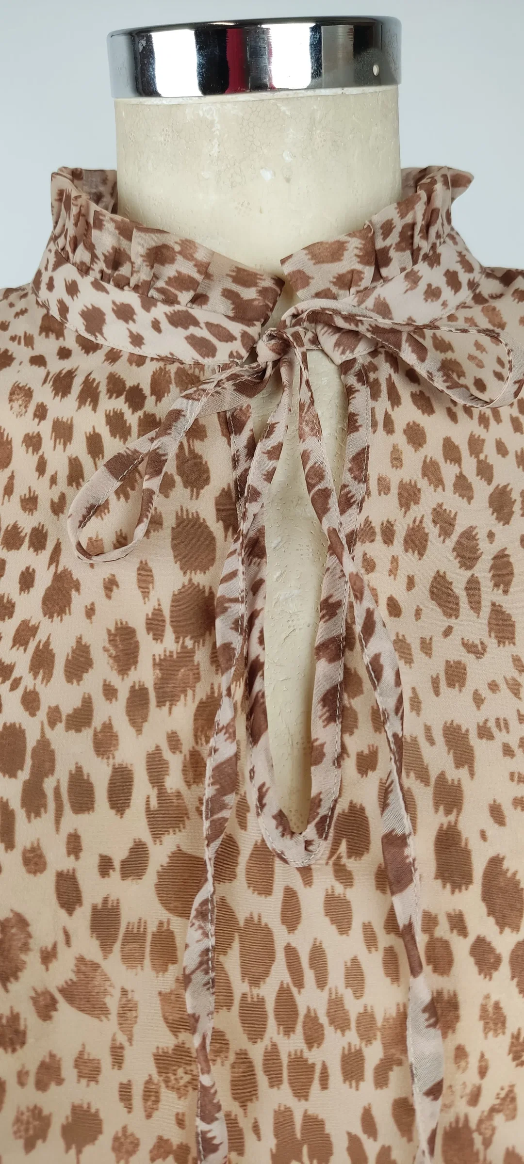 Rich&Royal Bluse Leomuster | Alltags-Chic – Bild 6
