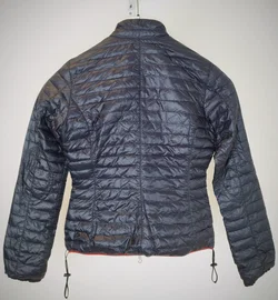Damen Steppjacke Duvetica Dunkelblau, IT Gr. 40/ EU 34 | Reisebegleiter – Vorschau 2
