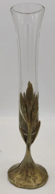 Vase mit Messingfuß - Bild 4