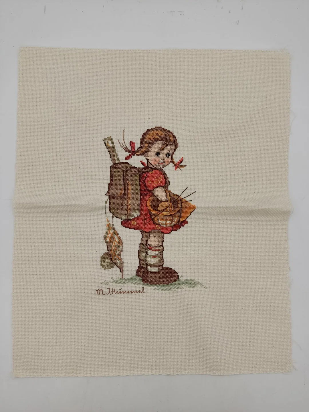 M. J. Hummel-Kreuzstich-Bild: Mädchen mit Schultasche – Bild 2