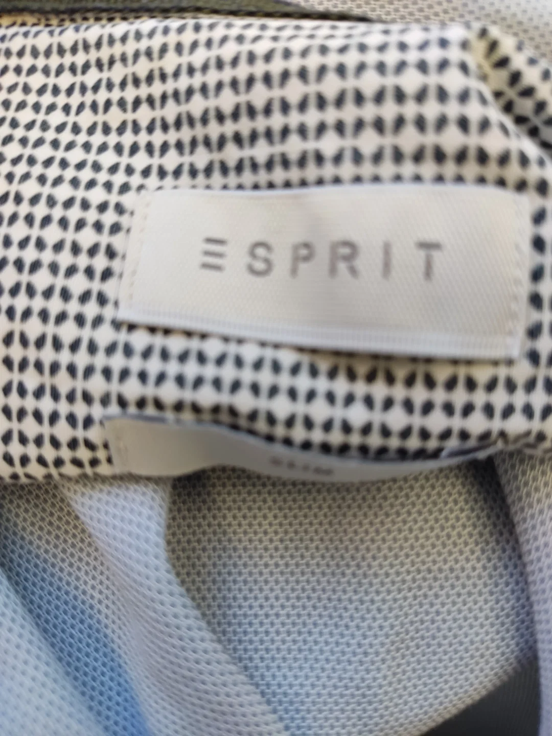 Esprit Herrenhemd, blau - Gr. M / EUR 48 (Slim fit) – Bild 4