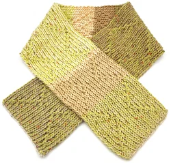Handgestrickter Schal