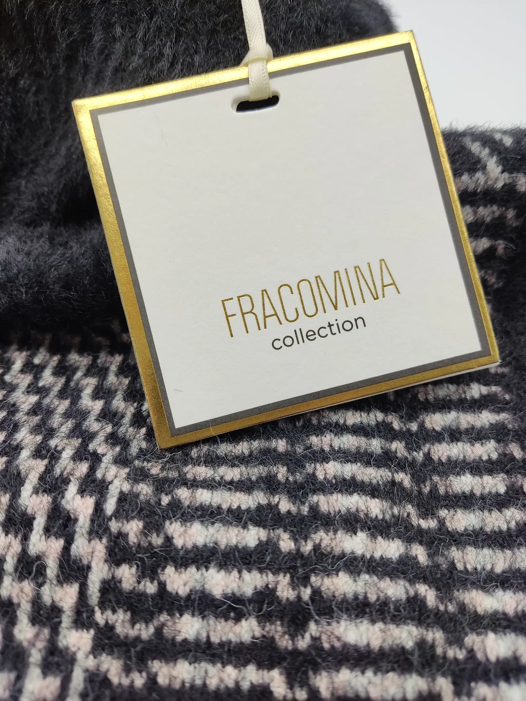 Fracomina Damen Rollkragenkleid, schwarz/weiß/rosa - Gr. XS – Bild 5