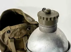 Original Feldflasche / Militärflasche des Österreichischen Bundesheeres in olivgrün - Bild 3