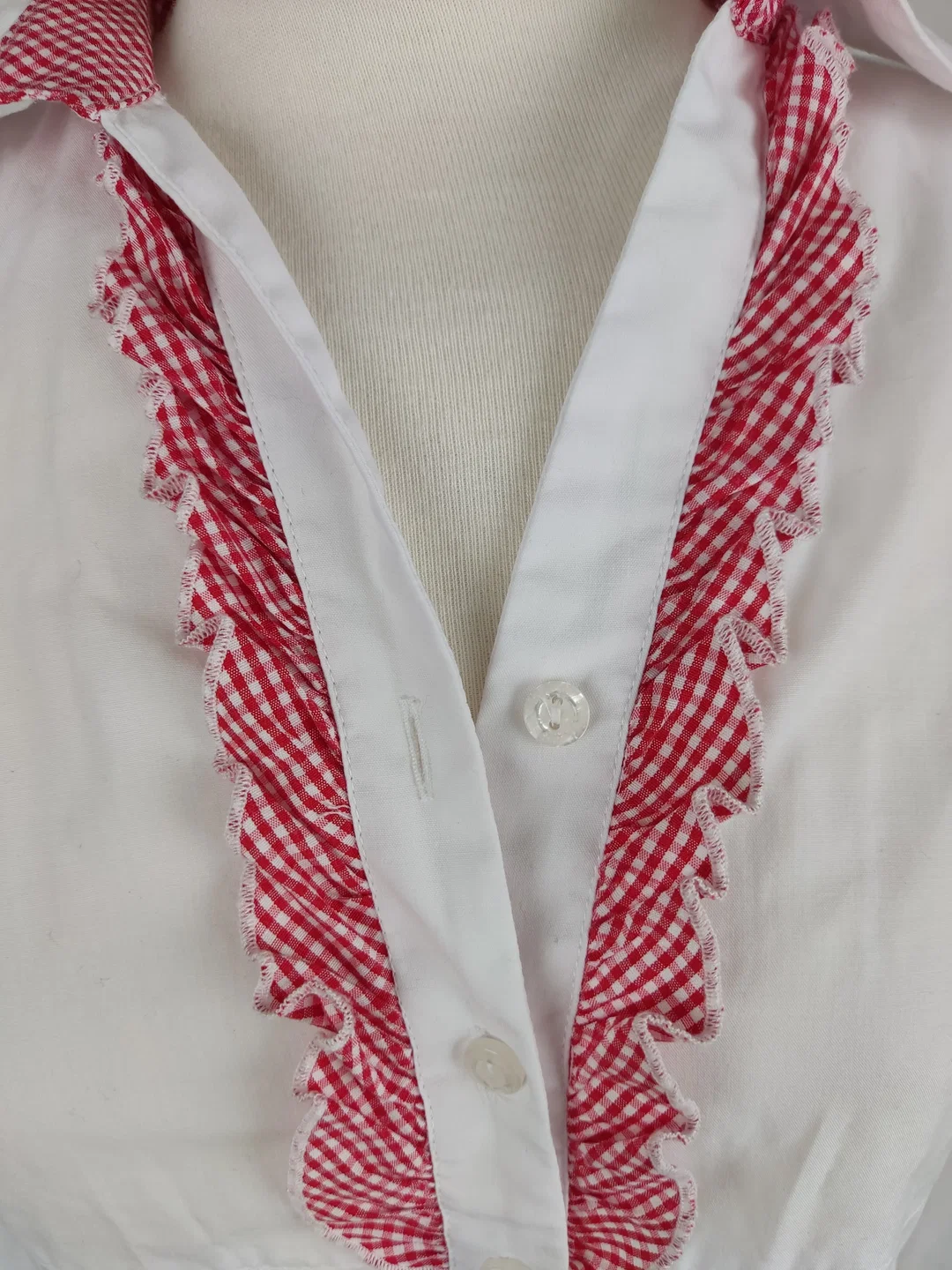 Bluse "Alpin de luxe", langarm mit Kragen, weiß, Größe 146/152 – Bild 2