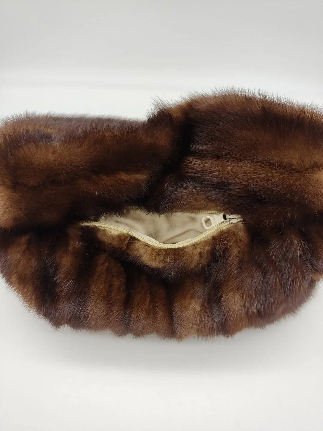 Vintage Damen Pelzmuff / Handwärmer braun – Bild 5