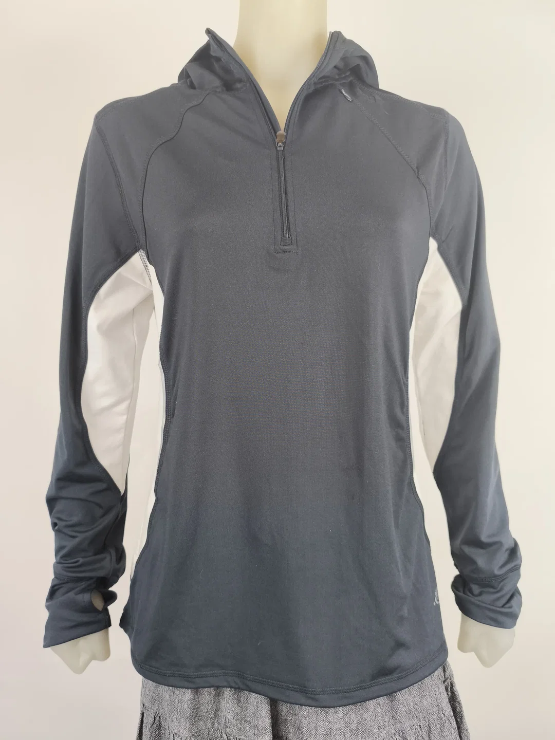 TCM, Sporttrikot Damen, Gr. 40/42 – Bild 1