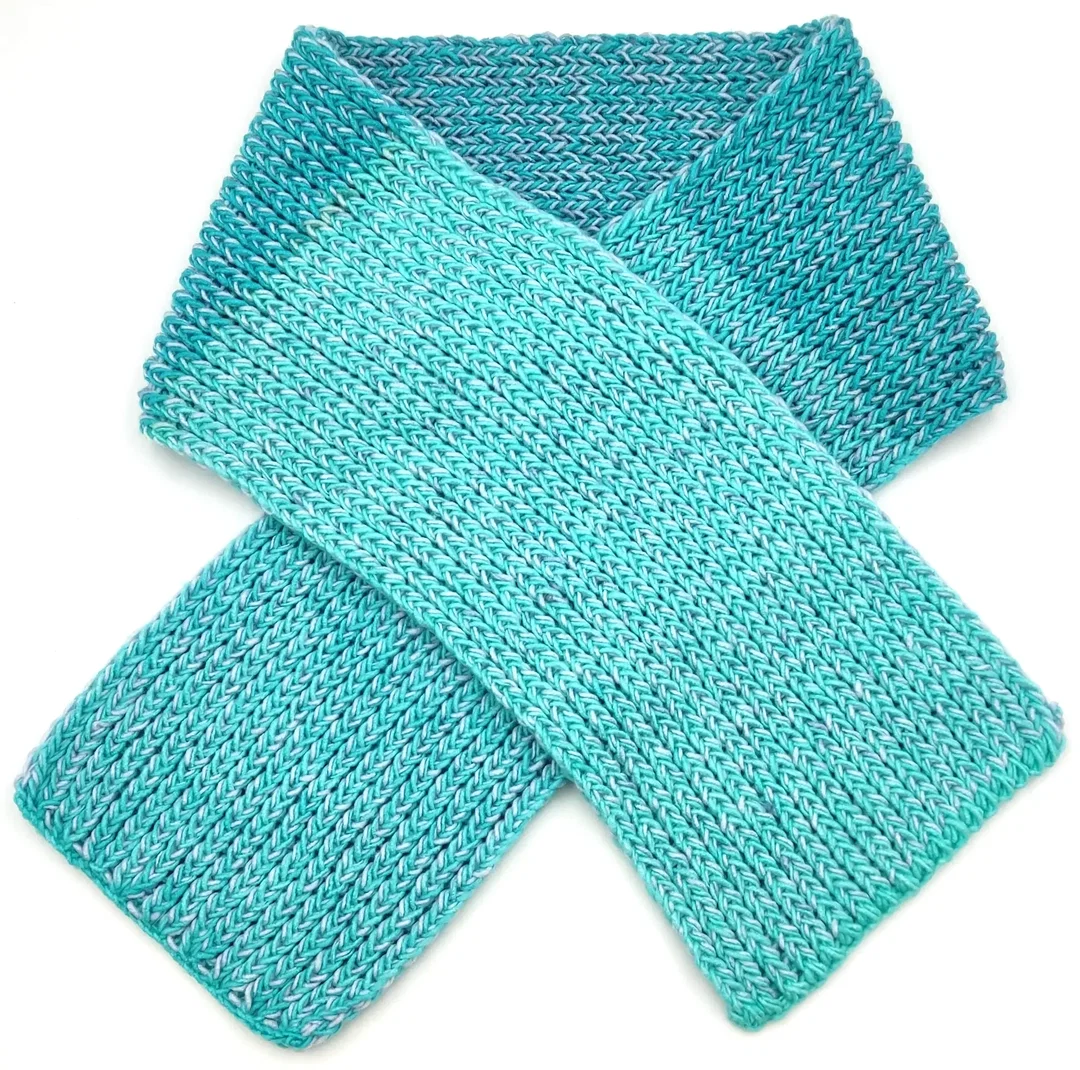 Handgestrickter Schal – Bild 1