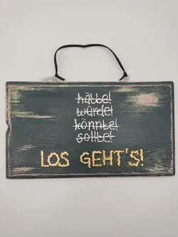 Handgefertigte Upcycling-Holzschilder mit inspirierenden Sprüchen - Bild 6