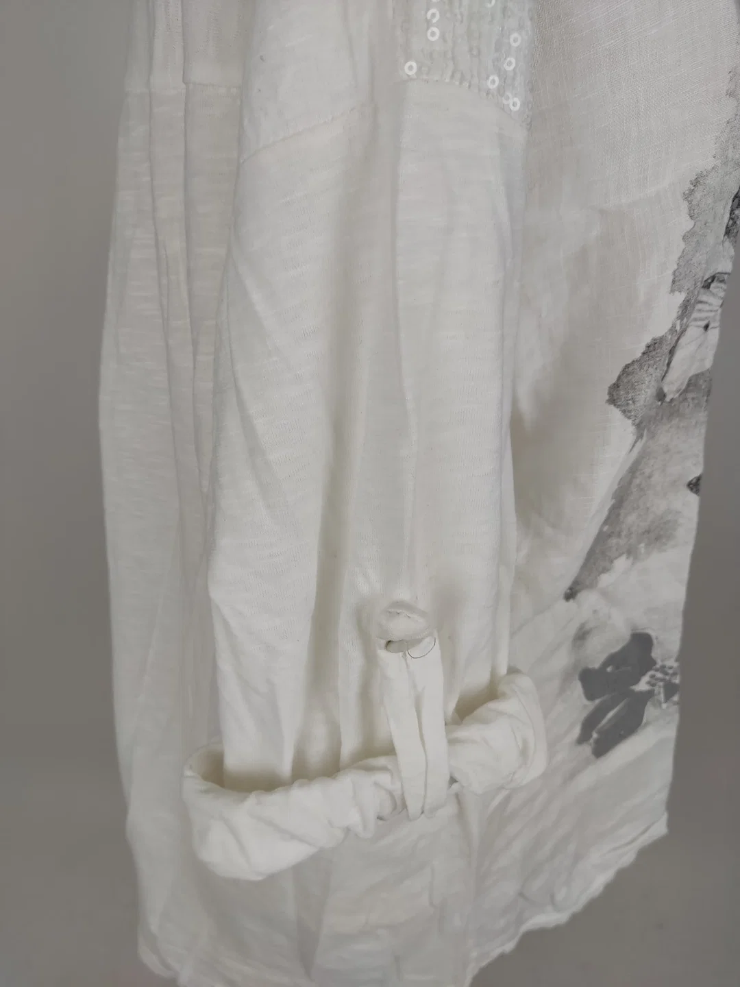 T-Shirt dreiviertelarm mit Rundhalsausschnitt, weiß mit Aufdruck, Größe 40 (geschätzt) – Bild 4
