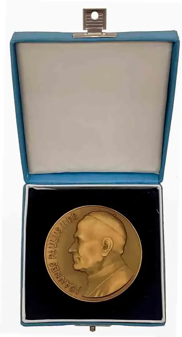 Münze / Medaille mit geprägter Vorder- und Rückseite in blauer Schachtel - Bild 2