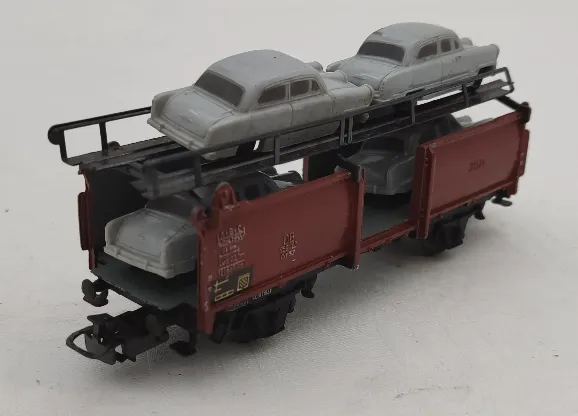 Märklin H0 - Modellwagon - Autotransportwagen beladen – Bild 3