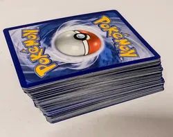 100+ Pokémon Karten Set Konvolut – u.a. deutsch u. engl. gemischt (inkl. Holo/Trainer) - Bild 3