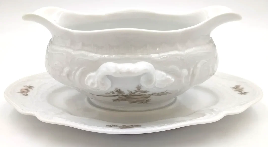 Rosenthal Classic Rose Collection Sauciere mit Unterteller einteilig - Bild 4