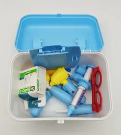 Spielzeug-Arztkoffer 13-tlg. | Erste-Hilfe-Abenteuer - Bild 2