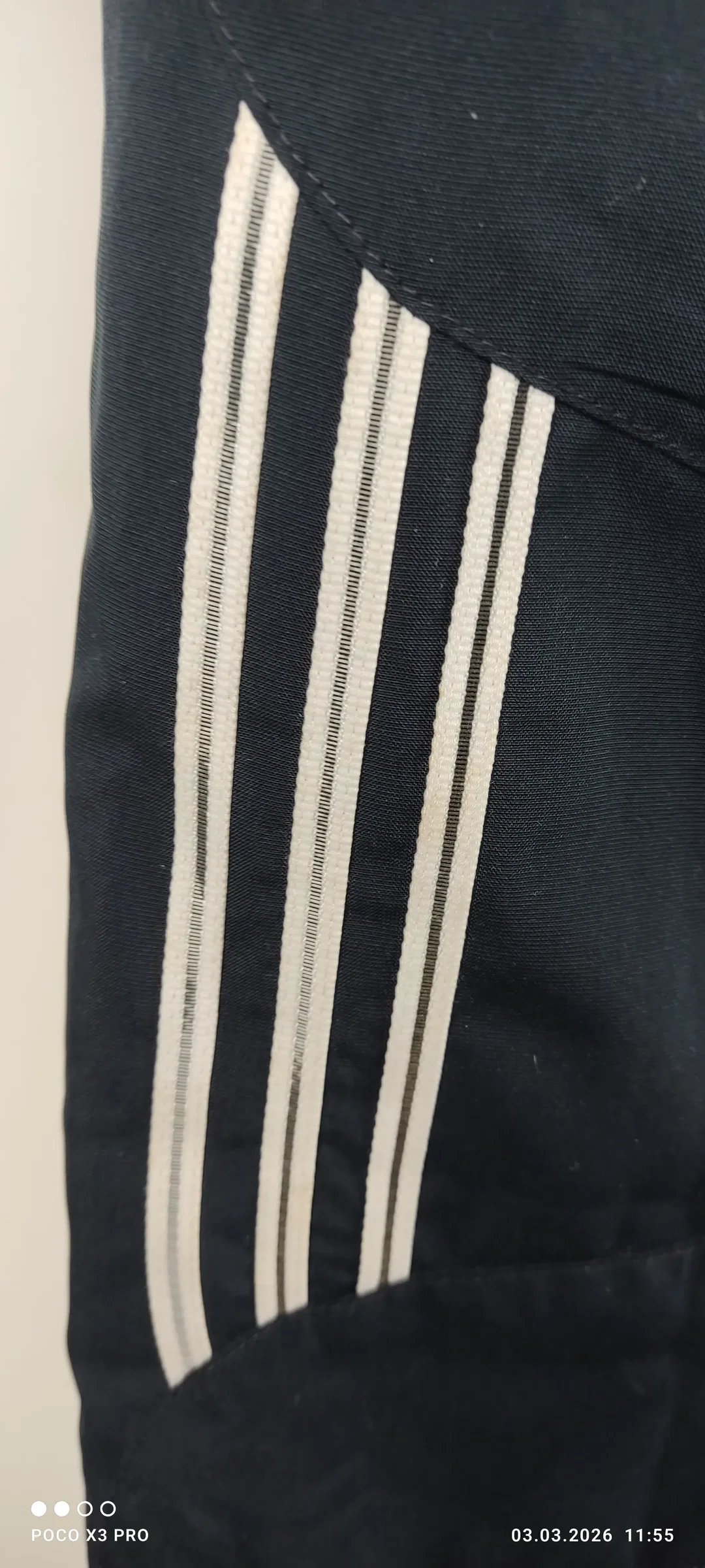 Adidas Damen Trainingshose Gr. 40 | Sportlich-Elegant – Bild 3