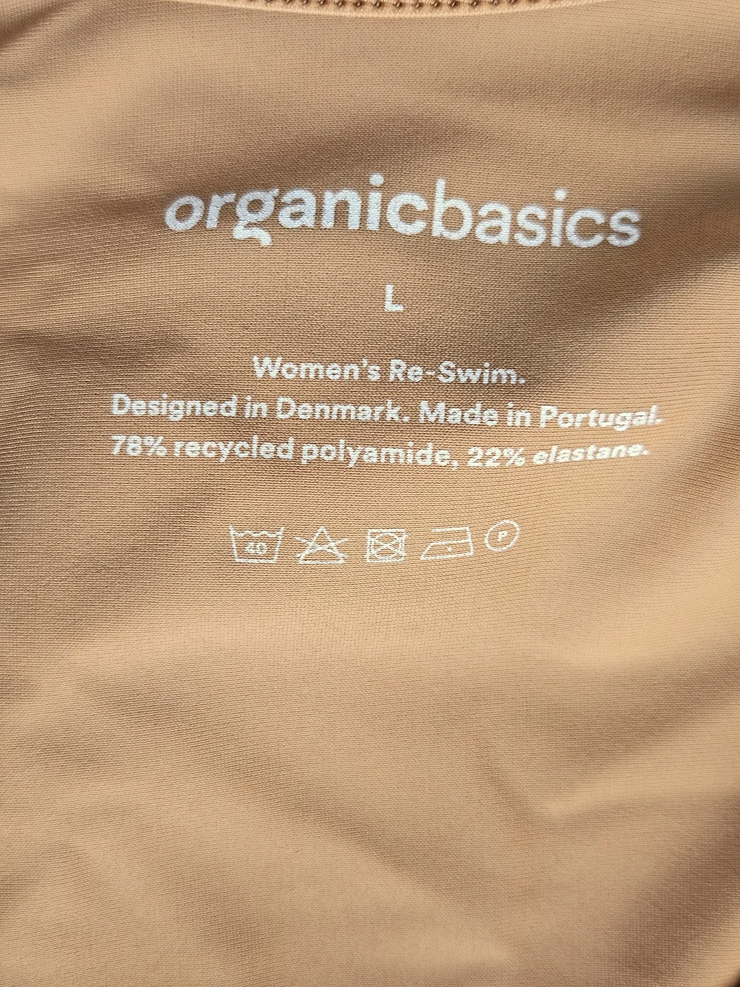Organic Basics Damen Badeanzug, ocker - Gr. L  – Bild 4