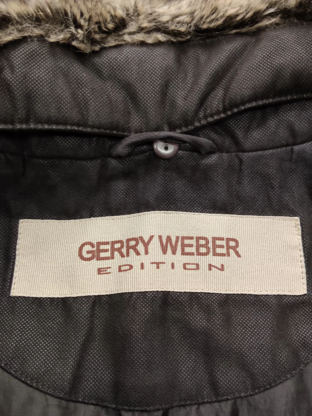 Damen-Winterjacke Gerry Weber | Dunkelbraun mit Fellkragen – Bild 4