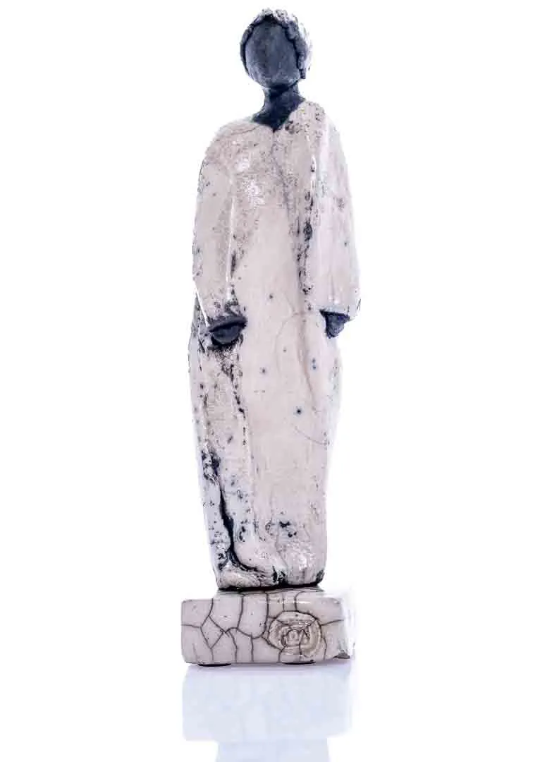 Kunst- Skulptur Flüchtlingsmädchen Minimalistisch im Raku Still - Bild 4