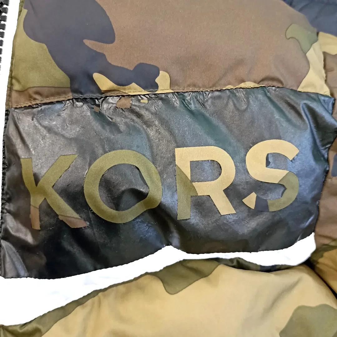 Michael Kors Camouflage Kinder Steppjacke Gr. 10/12 – Bild 3
