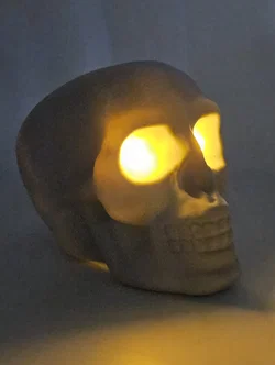 LED-Totenkopf für Halloween – Vorschau 5