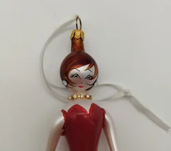 Weihnachtsbaum-Anhänger, Dame mit rotem Kleid, inkl. Band - Bild 3