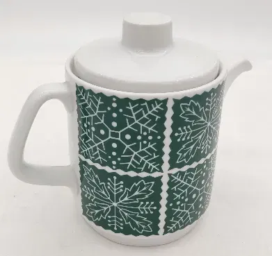 Lilien Porzellan - Kanne mit Weihnachtsmotiv - Bild 4