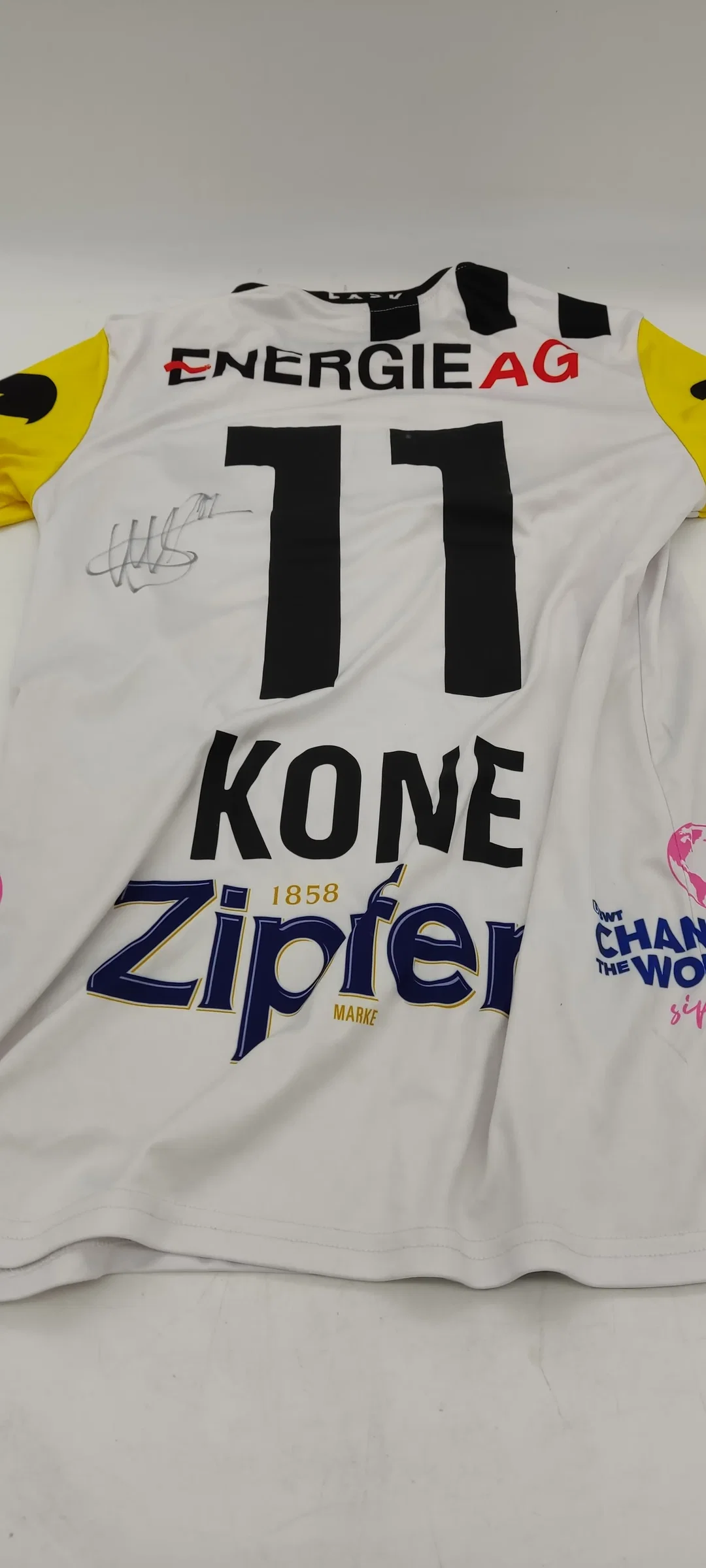 Fußballtrikot LASK Linz Nr. 11 Kone m. Signatur Gr. S - Bild 1