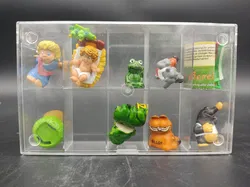 19 Sammelboxen mit Kinderüberraschungs-Figuren - Bild 6