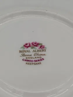 Royal Albert Cameo Series - Tasse mit Untertasse - Bild 4