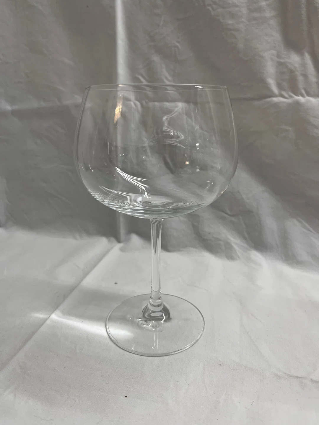 Set mit hochwertigen Bordeauxgläsern (4 Stk.) – Bild 2