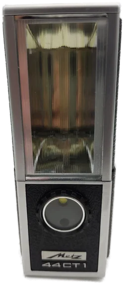 Analoge Spiegelreflexkamera Revueflex 3000 SL, mit 3 Objektiven und Metz-mecablitz 44CT1, sehr gepflegt, Funktion ungeprüft - Bild 17