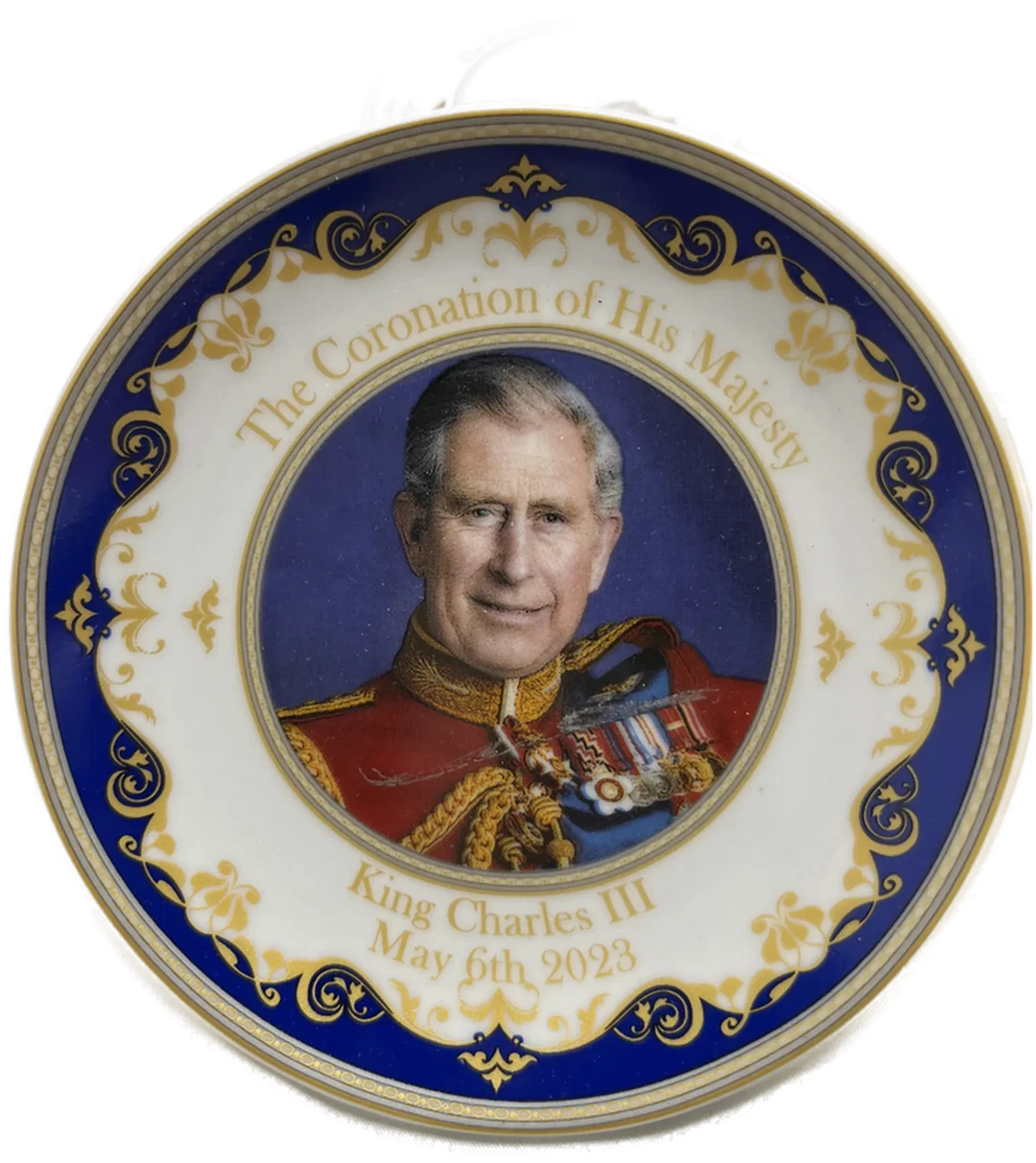 Neuwertiger Sammelteller King Charles (11,5 cm) in Originalverpackung – Bild 2