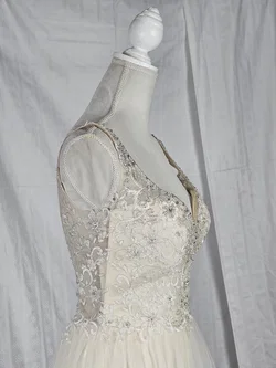 Hochzeitskleid - 09 - Enchanting by Mon Cheri (USA) - Gr. S - Bild 8