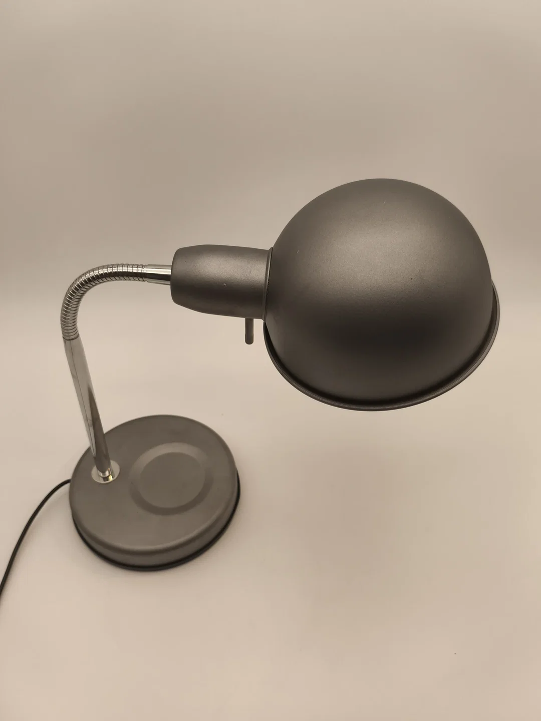 flexible Tischlampe, Metall grau – Bild 2