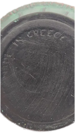 Antiker griechischer Terrakotta-Krug mit schwarzem Sockel, seltenes Reliefdekor - Bild 4