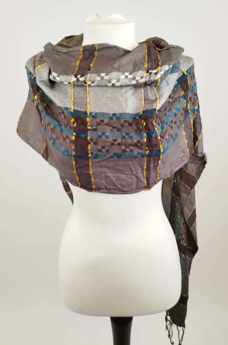 Bemusterter Stoffschal - ca. 160cm lang - Bild 4