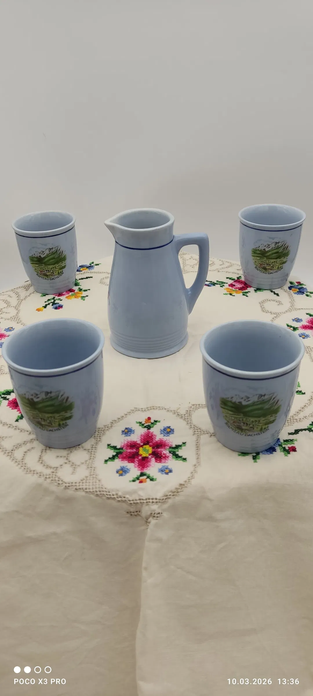 Lilien Porzellan Set, 1 Kanne + 4 Becher | Retro-Charme - Bild 1