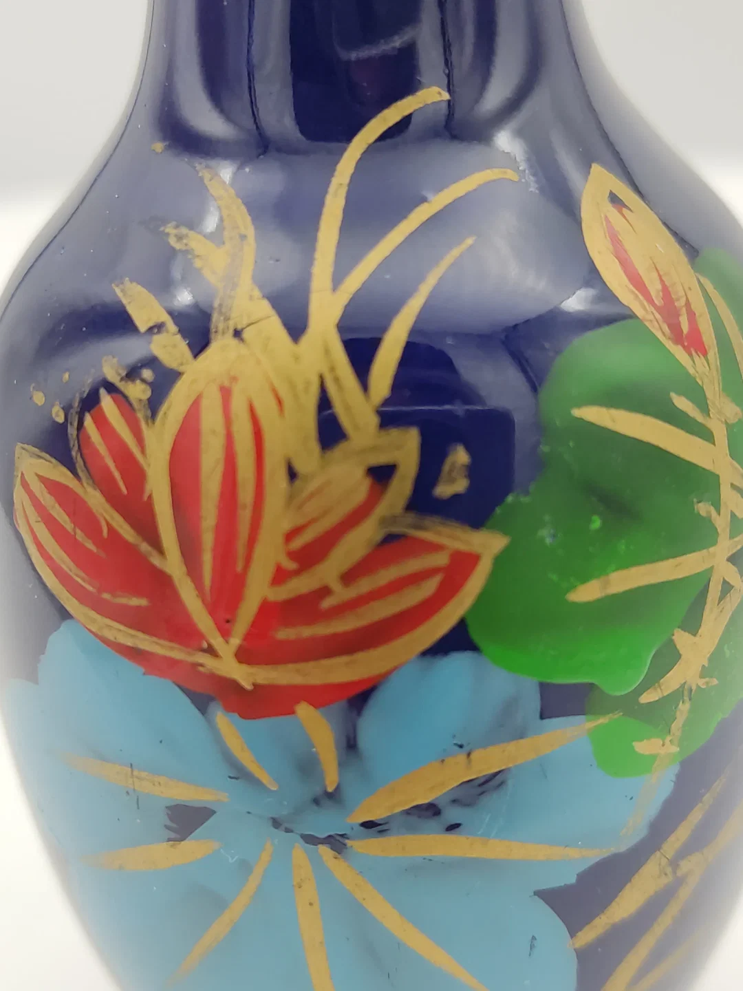 Kleine Kobalt-Keramikvase mit Blumenmotiv | Vintage-Schatz – Bild 6