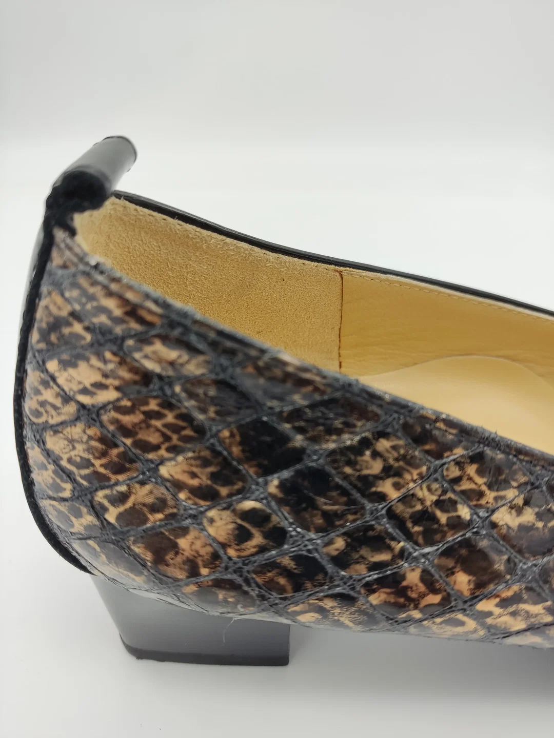 Brunate Damenschuhe Pumps Lack schwarz - Gr. 39,5 – Bild 4