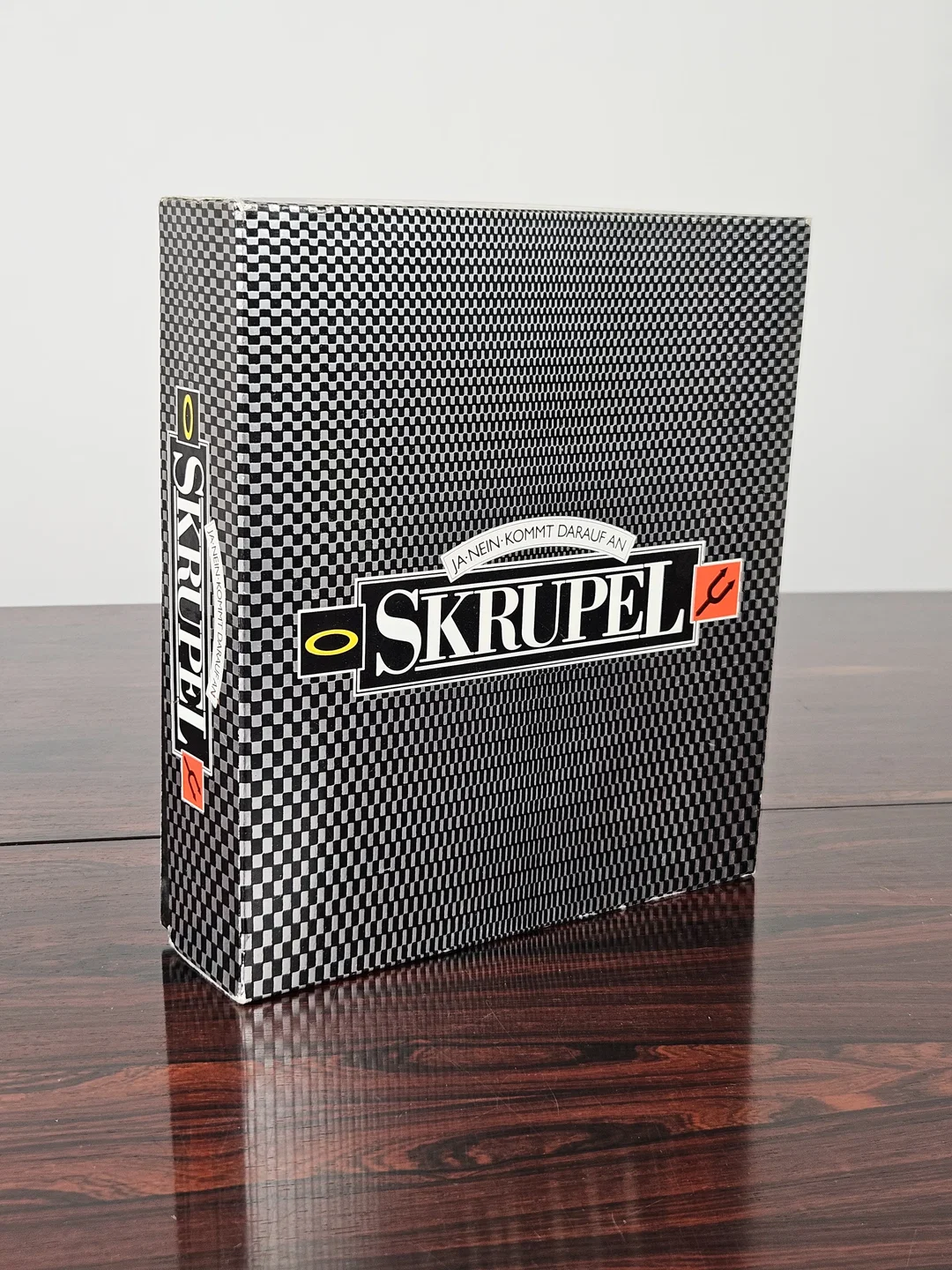 Skrupel - Gesellschaftsspiel - MB Spiele - Bild 1