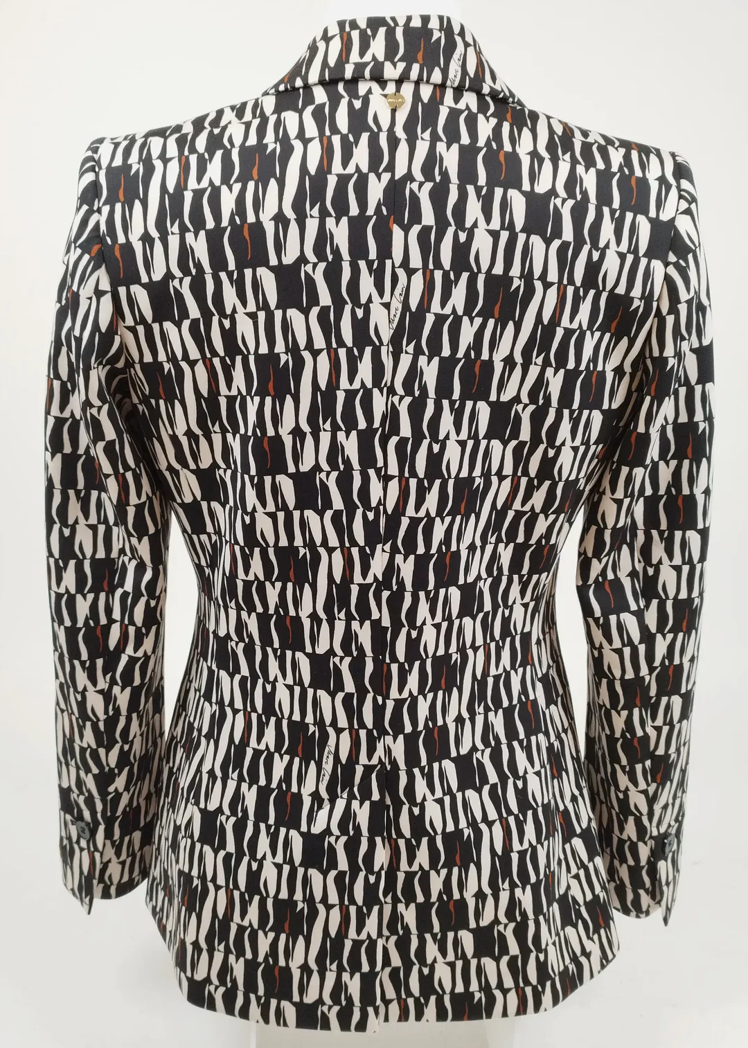 Marc Cain Blazer Gr.Nr2/Gr.36 | Eleganter Klassiker – Bild 3
