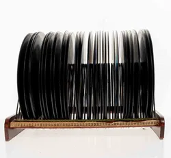 35 Stk. Schellackplatten, diverse Interpreten und Musikrichtungen für Phonograph - Bild 2