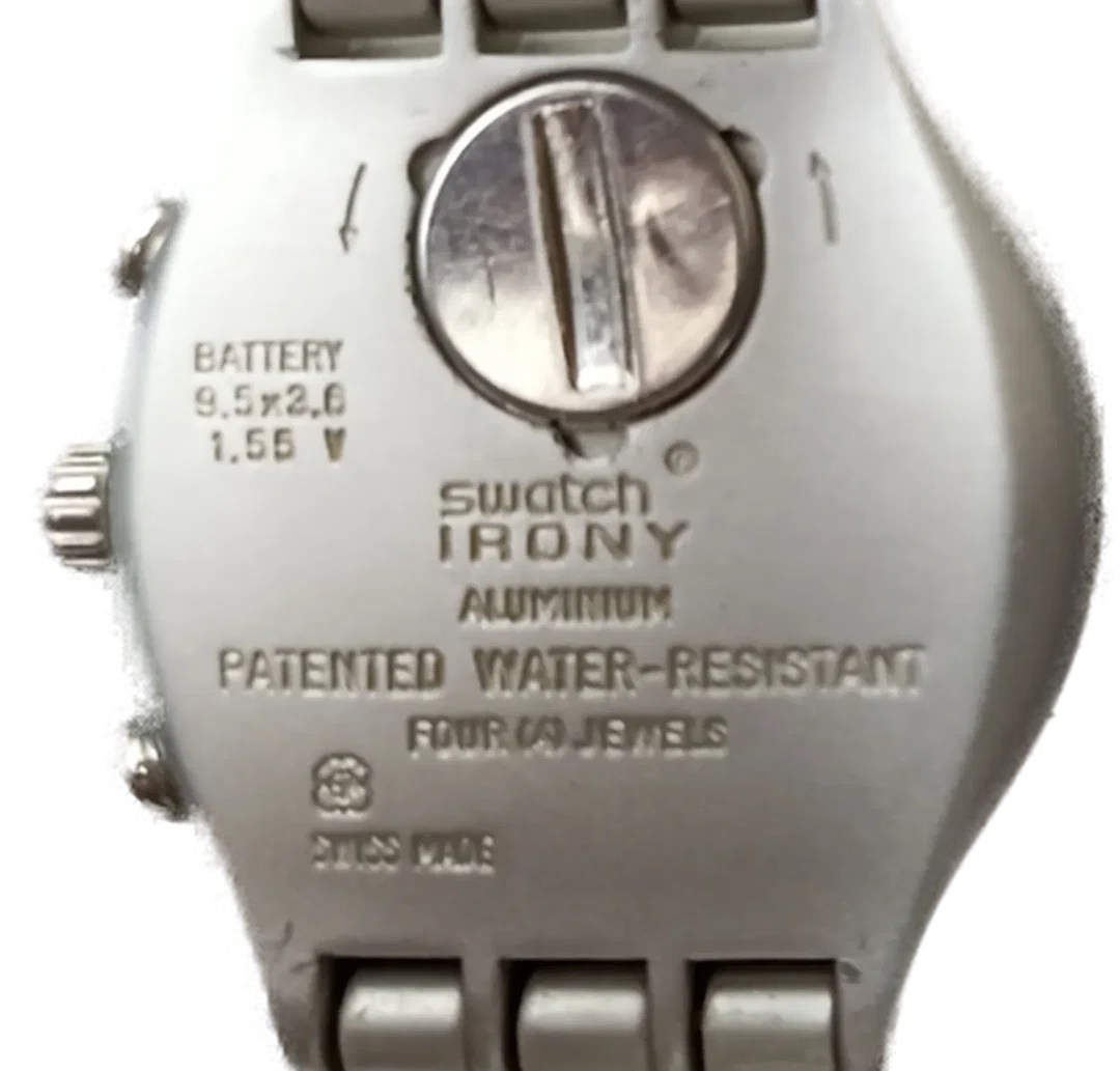 Swatch Irony Aluminium Armbanduhr – Bild 3