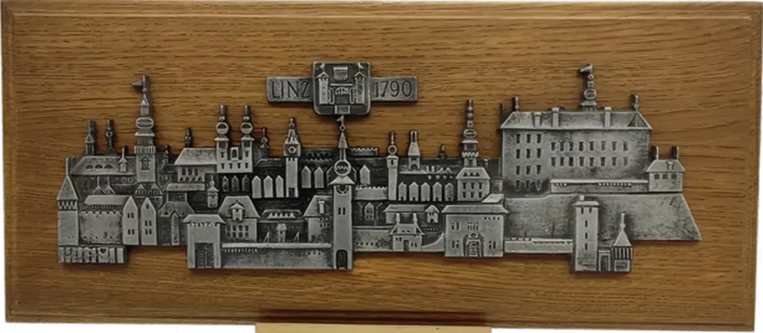 Gussbild auf Holz Reliefbild Linz 1790 Breite ca 51cm Höhe ca 22cm - Bild 4