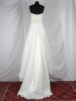Hochzeitskleid - 08 - Two by Rosa Clara (Barcelona) - Gr. L – Vorschau 3