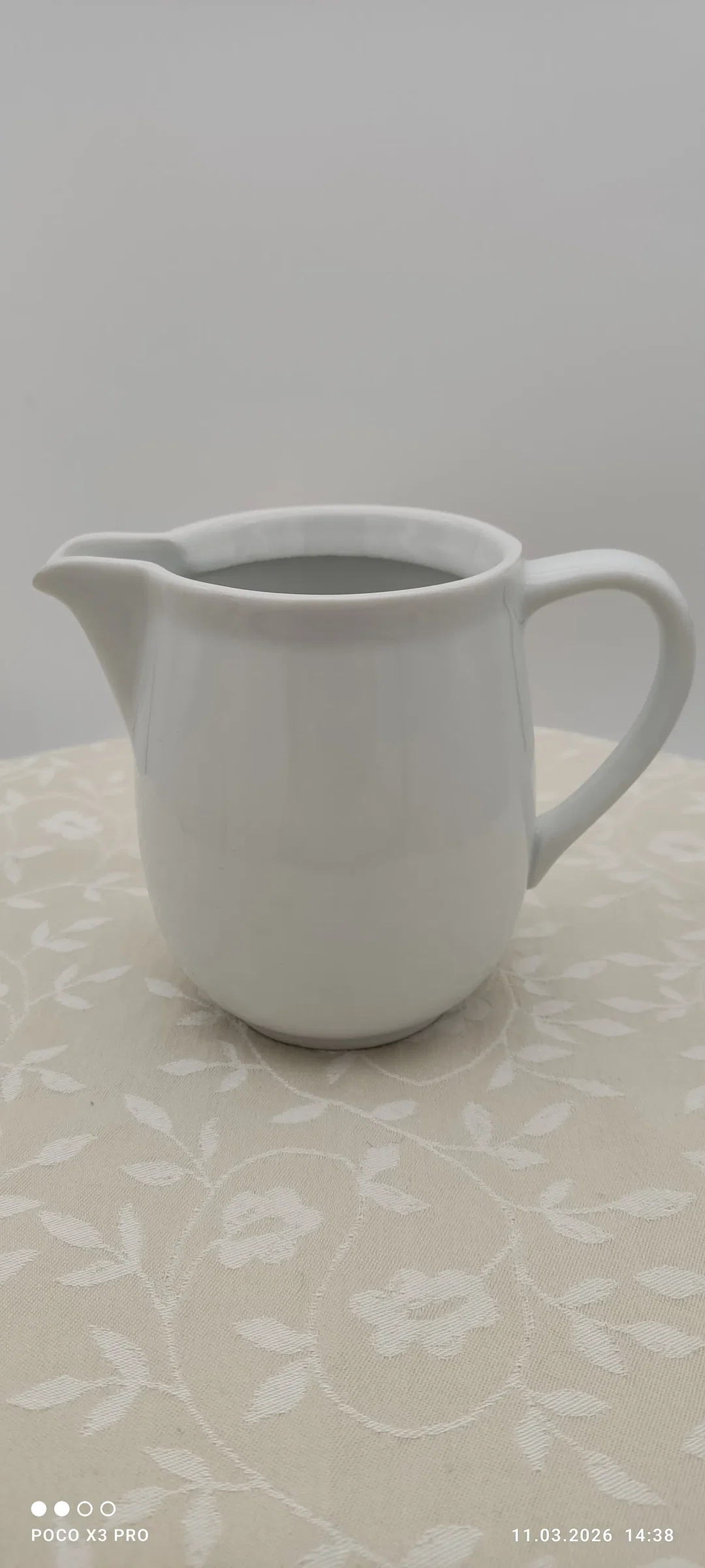 Lilien Porzellan Milchkanne | Mit Charakterspur - Bild 4