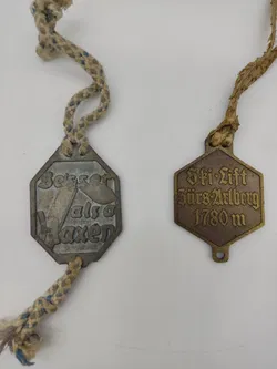 7x Vintage Ski-Anhänger/Medaillons - Bild 9