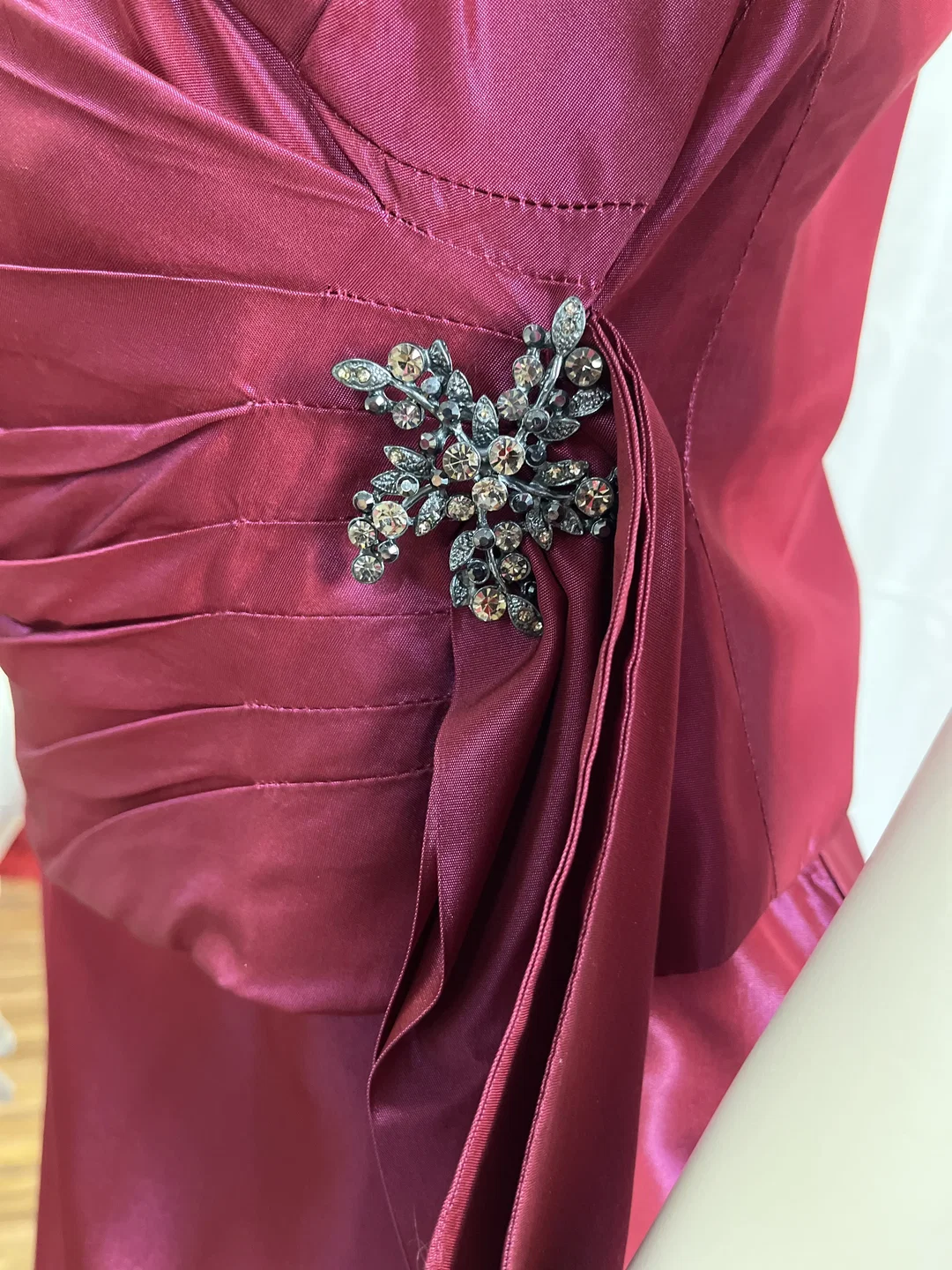 CHOU CHOU roter eleganter Ball-Zweiteiler Gr. 38 - Neu – Bild 2